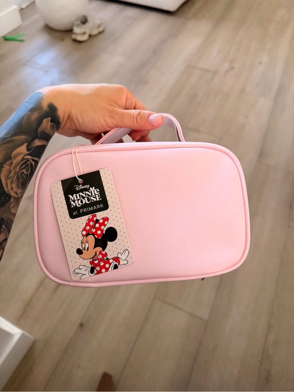 Minnie Mouse Pink Walt Disney Cosmetic Bag - Picture 2 of 2